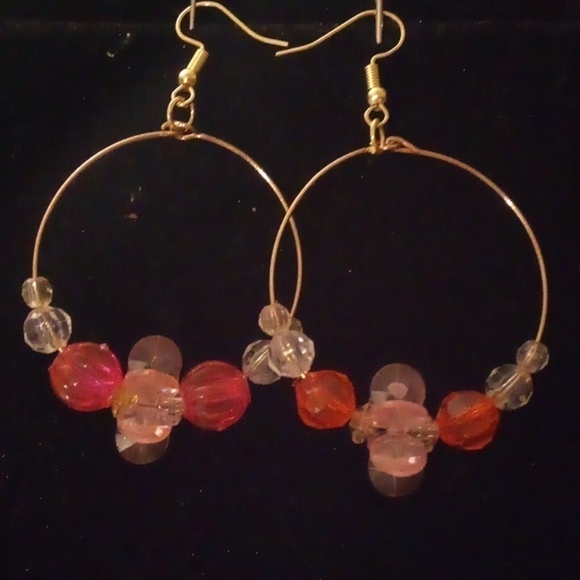 Hand Crafted Jewelry - ❤️ Handmade Hoop Pink/Clear Star beaded Earrings